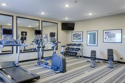 Candlewood Suites LAKEVILLE I-35