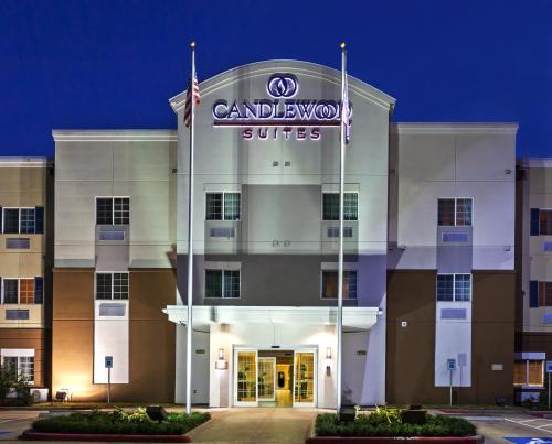 Candlewood Suites Baytown