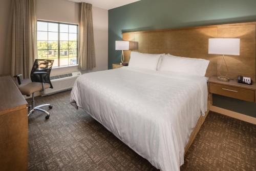 Staybridge Suites Florence - Cincinnati South, an IHG Hotel