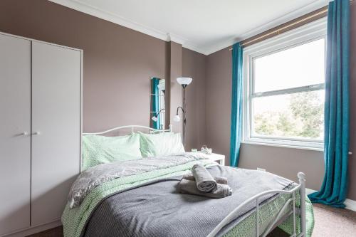 Double room, shared bathroom