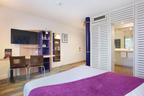 Suite-Home Saran - main image