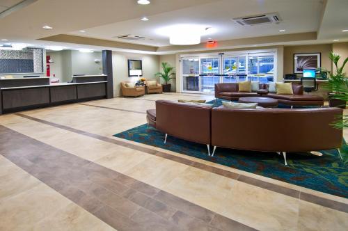 Candlewood Suites Tupelo, an IHG Hotel