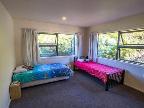 Tapu Bay Treasure - Kaiteriteri Holiday Home