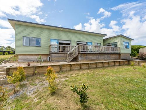 . Driftwood Views - Mangawhai Heads Holiday Home