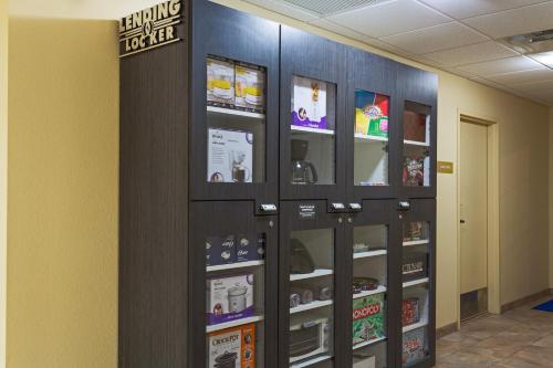 Candlewood Suites Tallahassee an IHG Hotel - image 2