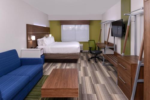 Holiday Inn Express & Suites Raleigh NE - Medical Ctr Area, an IHG Hotel