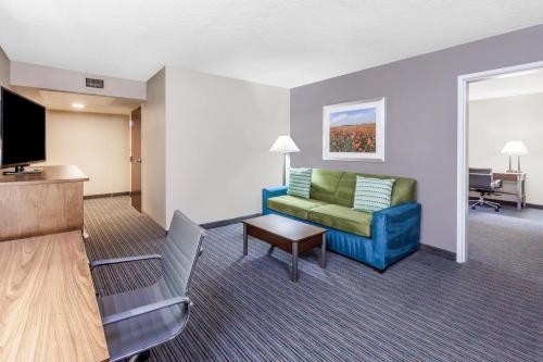 Holiday Inn Hotel & Suites OKLAHOMA CITY NORTH