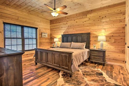 Riverfront Cabin with Hot Tub - 3 Miles to Dollywood
