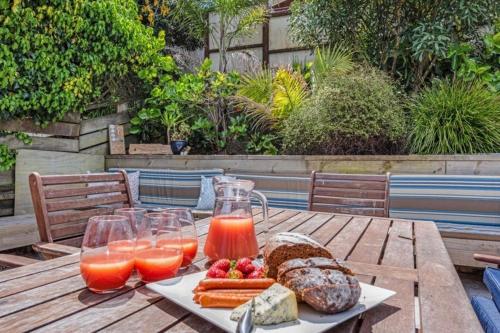 Bach Relax - Mt Maunganui Holiday Home