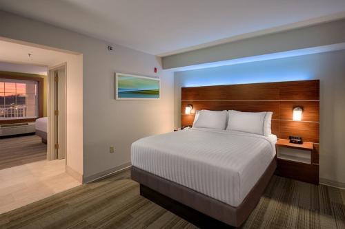 Holiday Inn Express Pigeon Forge - Sevierville