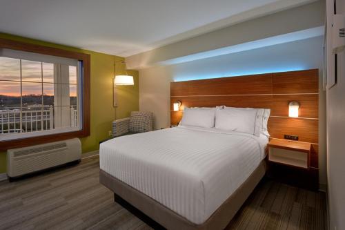 Holiday Inn Express Pigeon Forge – Sevierville an IHG Hotel - image 14