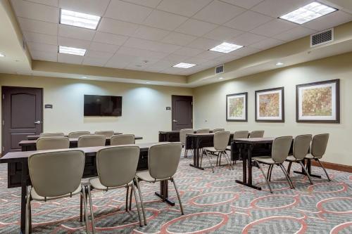 Staybridge Suites St Louis - Westport, an IHG hotel