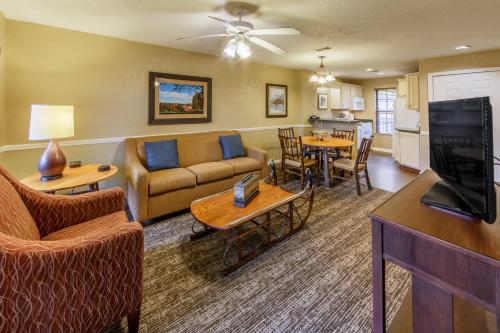 Holiday Inn Club Vacations Apple Mountain Resort at Clarkesville