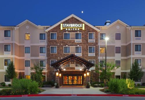 Staybridge Suites Fayetteville