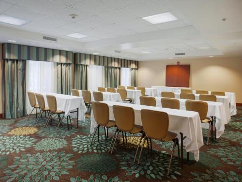 스테이브리지 스위트 페이엇빌/아칸소 대학교 바이 IHG - 회의실/연회장