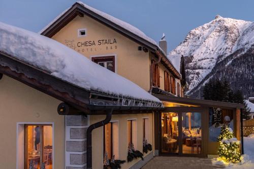 外部景觀, Hotel Chesa Staila in 拉蓬夏木塞埃斯