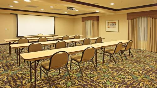 Staybridge Suites Hot Springs an IHG Hotel - main image