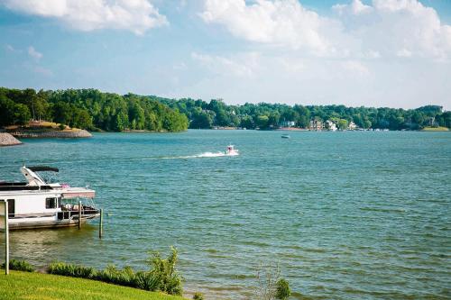 Waterview Family Style Two Bedroom #8 at Long Cove Resort - main image