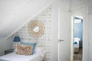 Feelathome Mártires Apartments - image 10