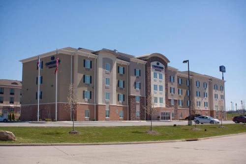 Candlewood Suites Youngstown W - I-80 Niles Area by IHG - Hotel - Austintown