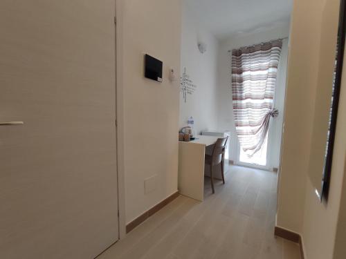 IN CENTRO ROOMS Vicino Cefalù SELF-CHEK-IN 4