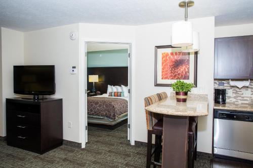 Staybridge Suites Lincoln North East, an IHG Hotel