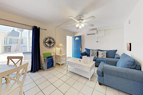New Listing! Island Escape Steps to Stunning Beach apts - image 2