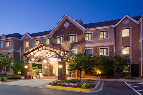 Staybridge Suites Minneapolis-Maple Grove