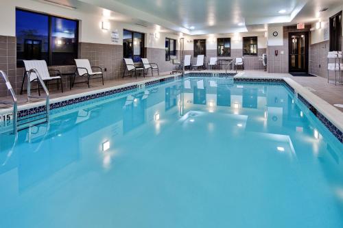 Holiday Inn Express and Suites Limerick-Pottstown, an IHG Hotel