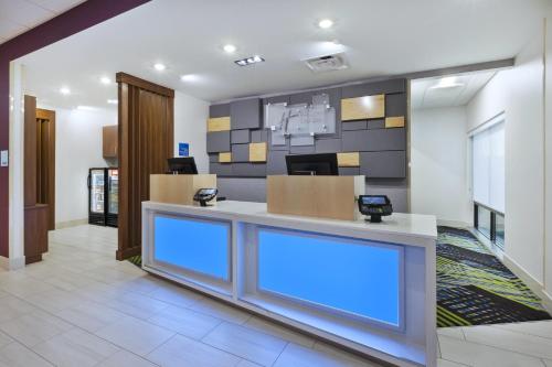 Holiday Inn Express & Suites - Painesville - Concord, an IHG Hotel in Painesville, USA