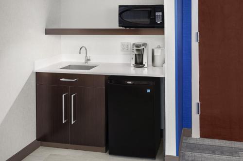 ห้องครัว, Holiday Inn Express South Portland By IHG in เซาท์ พอร์ตแลนด์ (ME)