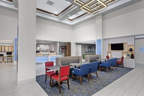 Holiday Inn Express South Portland, an IHG Hotel