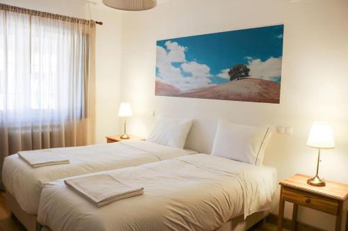 2 twin beds