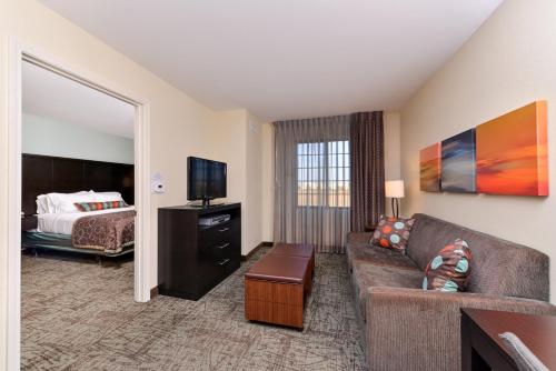 Staybridge Suites O'Fallon Chesterfield, an IHG Hotel