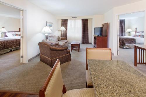 Staybridge Suites Everett - Paine Field, an IHG Hotel