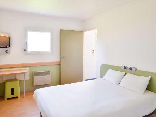 1 double bed