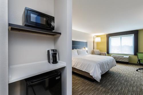 Holiday Inn Express South Bend - South