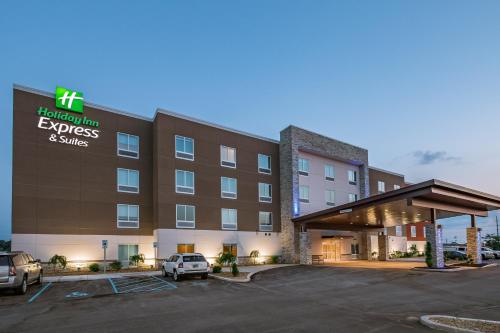 Holiday Inn Express & Suites- South Bend Casino, an IHG Hotel
