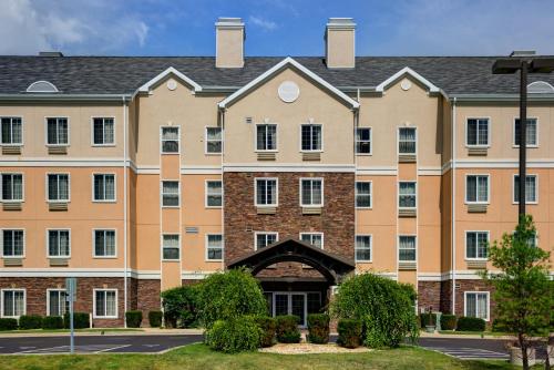 Staybridge Suites Rockford an IHG Hotel - image 10