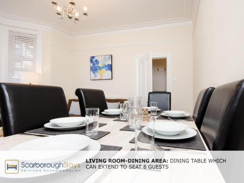 Beautiful Victorian Townhouse Great location close to THE BEACH and Peasholm Park with FREE PARKING SLEEPS 9 - image 10