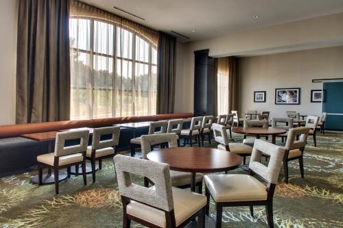 스테이브리지 스위트 록 힐 바이 IHG - 식음료(F&B)