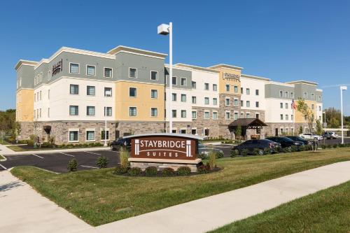 Staybridge Suites - Newark - Fremont