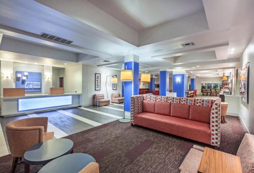 Holiday Inn Express Hotel and Suites Shreveport South Park Plaza, an IHG Hotel