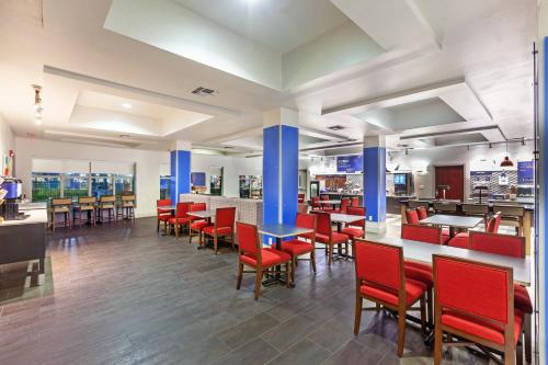 Holiday Inn Express Hotel And Suites Shreveport South Park Plaza