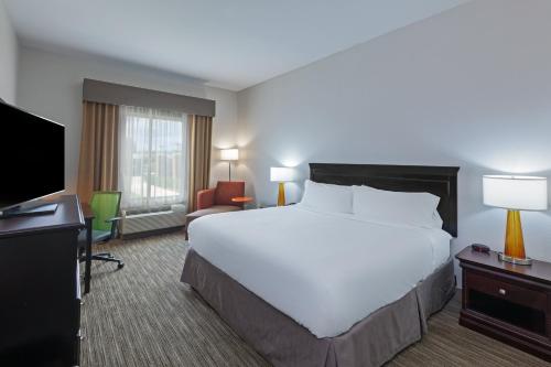 Holiday Inn Express Hotel and Suites Shreveport South Park Plaza, an IHG Hotel