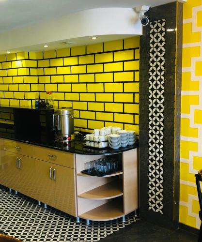 Theodian Hotel - image 5