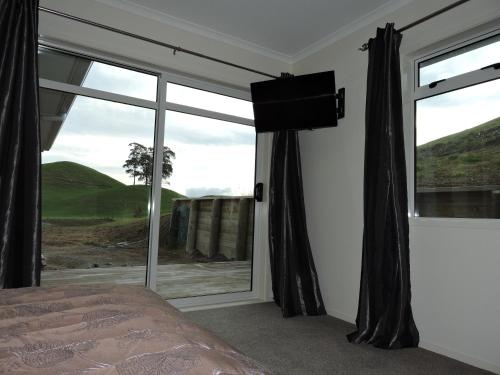 5 Acres B&B Room Type - Deluxe King Suite