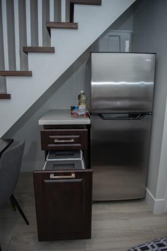 Comfy Basement Studio Apartment in Toronto