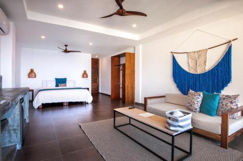 248119517 Ysuri Sayulita - Beachfront Hotel