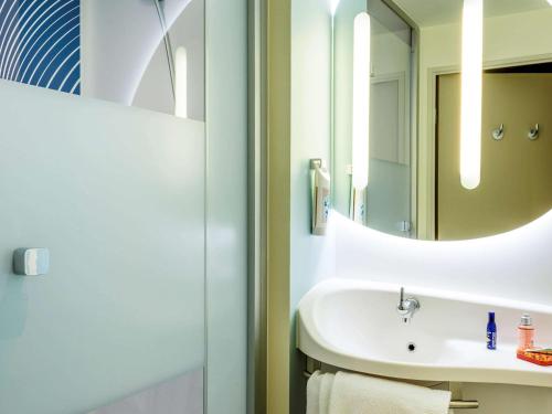 ibis budget Saint Quentin Yvelines - Vélodrome - main image